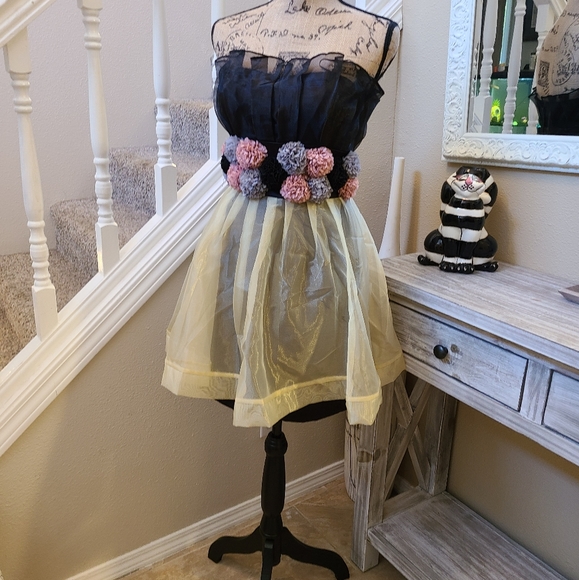 Modcloth Dresses & Skirts - Party Dress